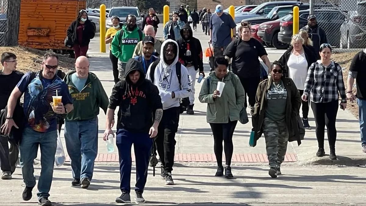 Oppose threats to Stellantis Warren Truck Plant workers' jobs!